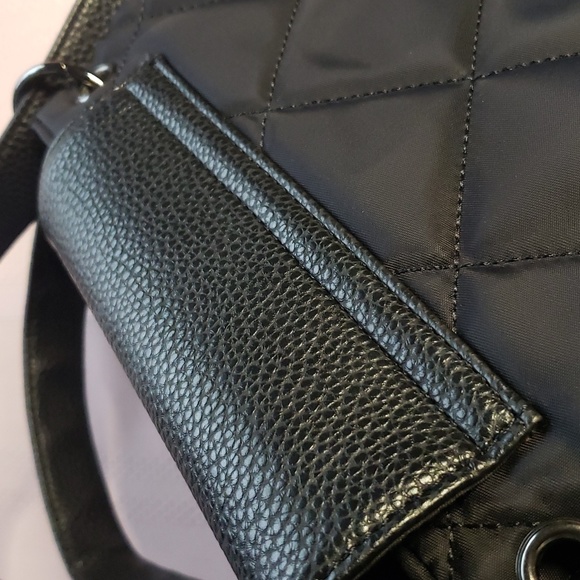 Funky black puffer quilted crossbody bag purse w plastic chain w long strap - Picture 6 of 9